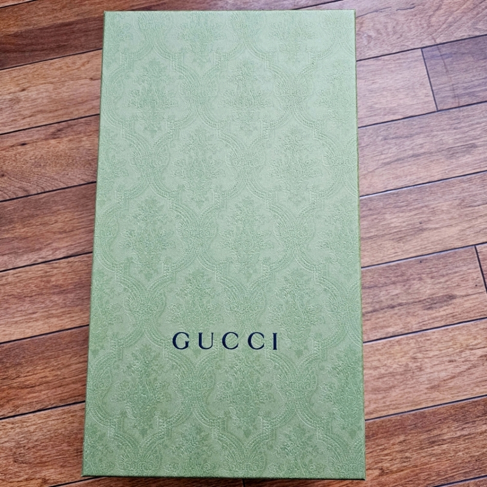 Gucci box, Green 💚